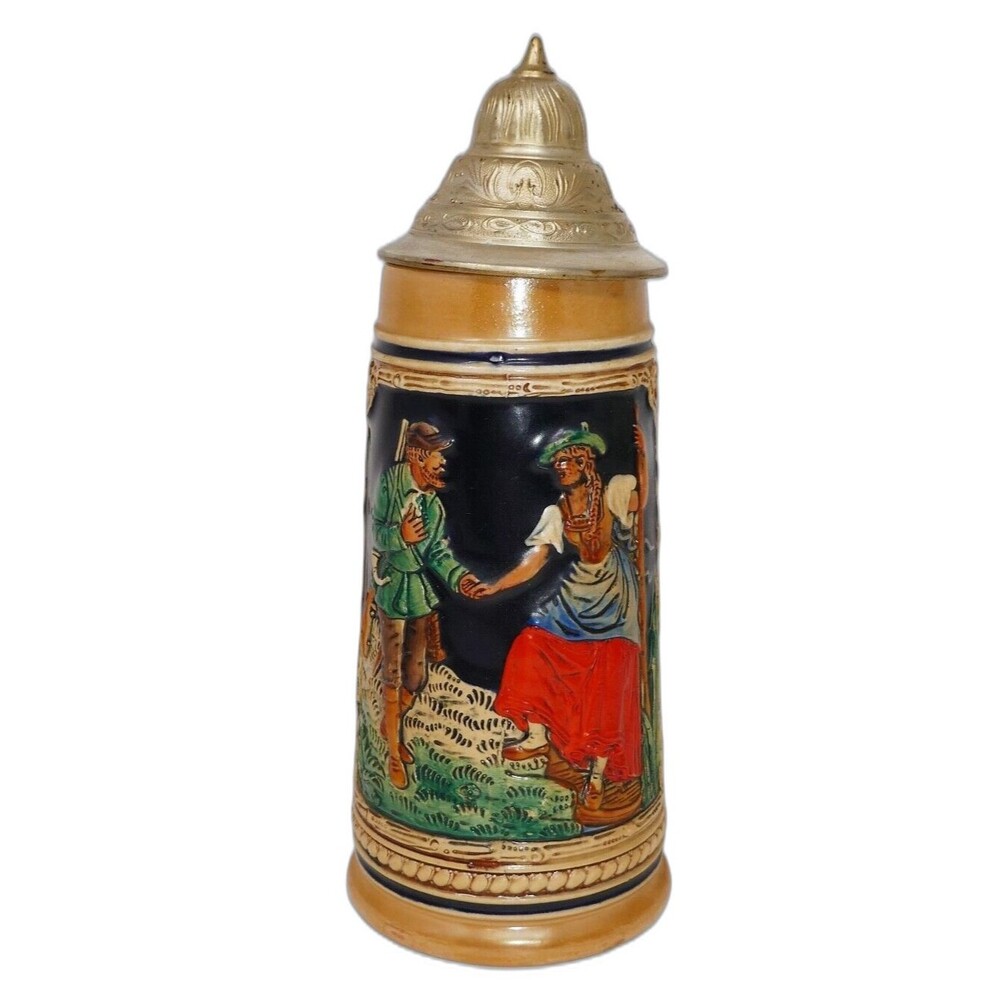 Marzi & Remy Hunter and Fisherwoman German Beer Stein #2027